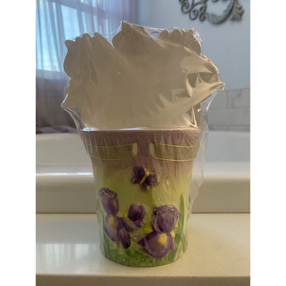Tinkerbell Flower Pot w/pen & pad - Picture 3 of 6